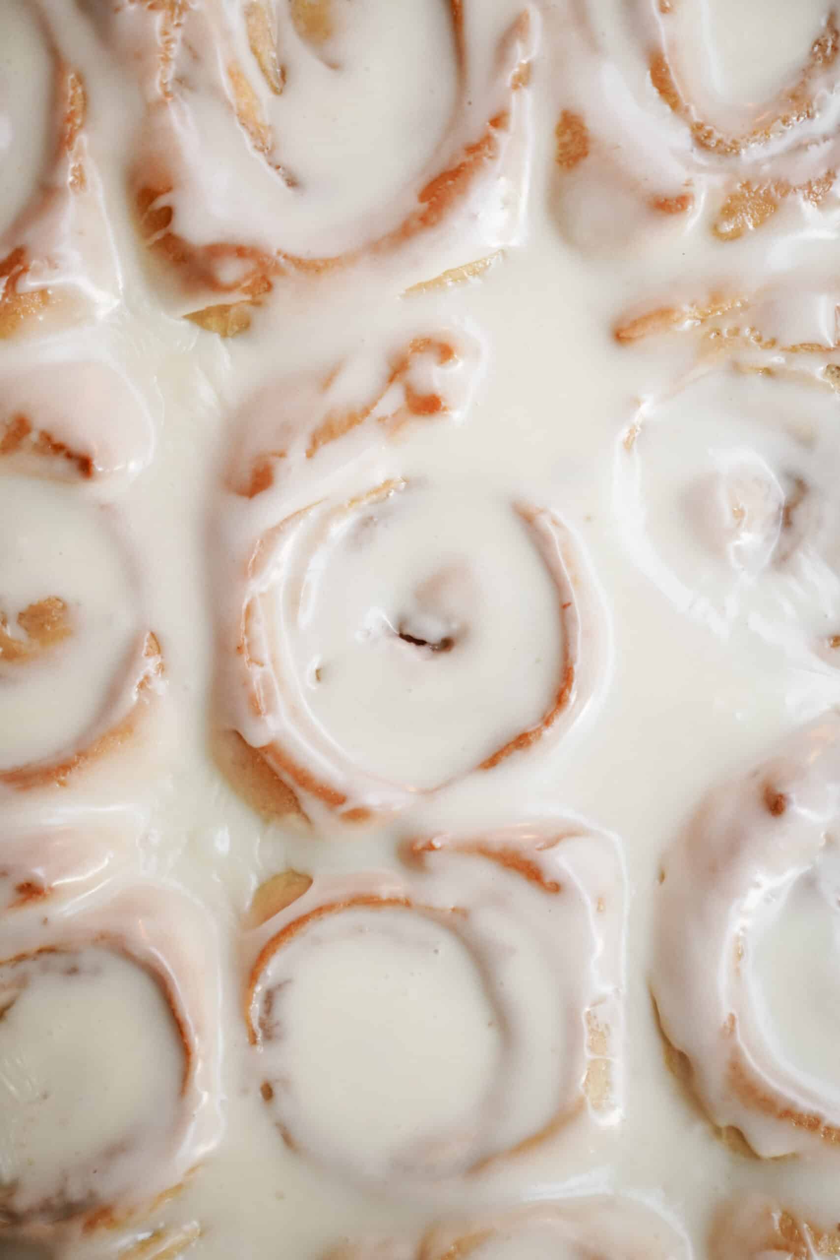 Unlock Ooey-Gooey Eggnog Cinnamon Rolls with Canned Dough